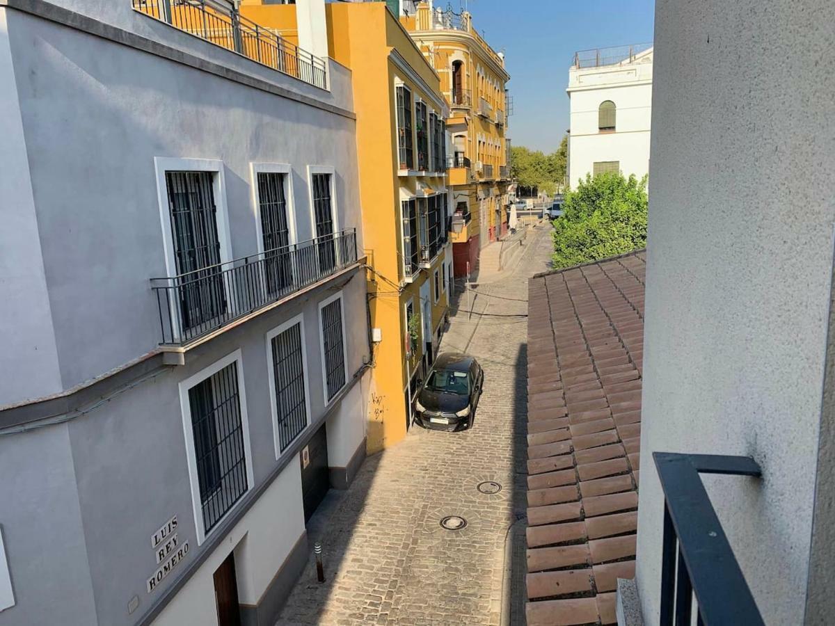 Luz Y Tranquilidad En El Casco Historico - Parking Gratis Apartment Seville Exterior photo